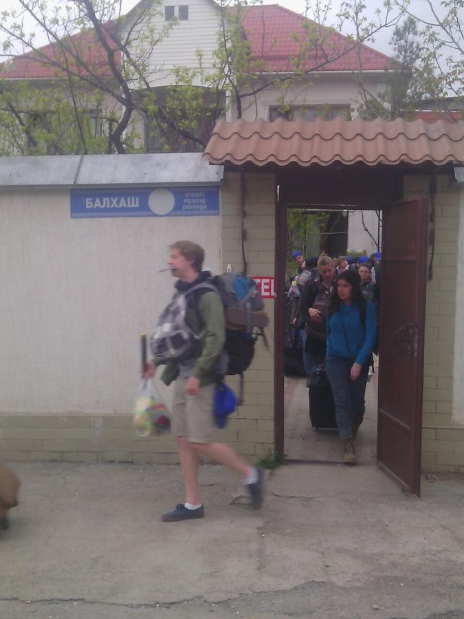 Shymhostle Hostel Shymkent Ngoại thất bức ảnh