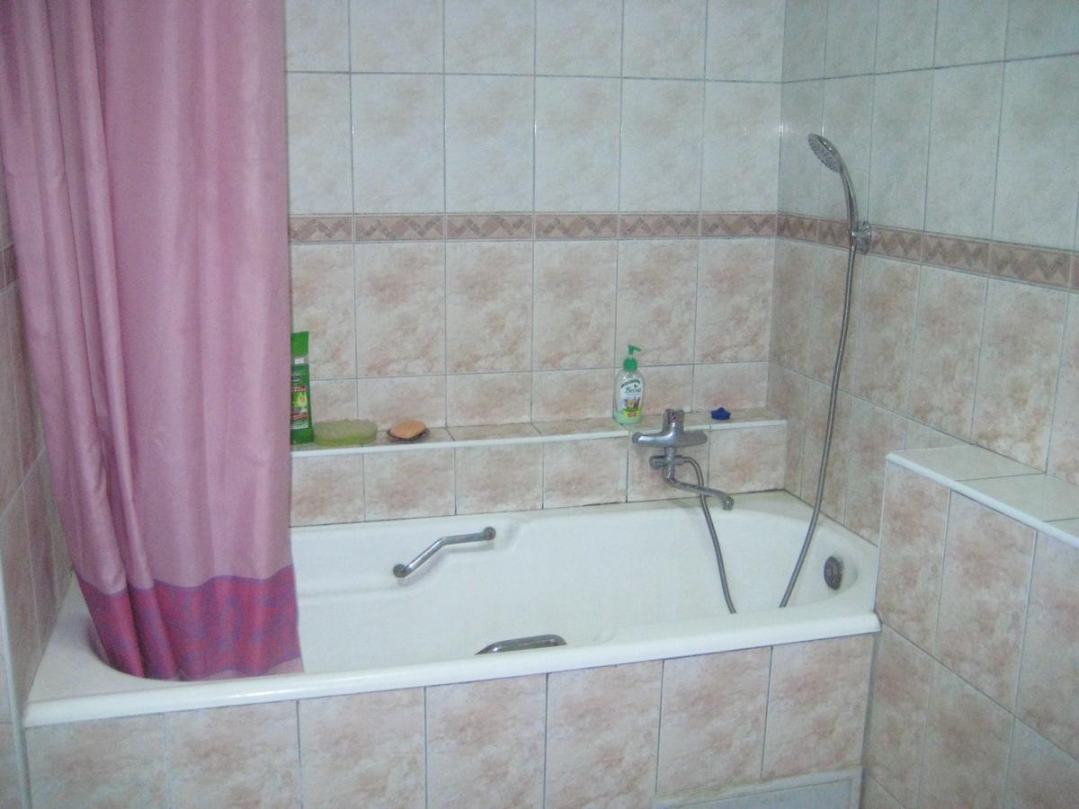 Shymhostle Hostel Shymkent Ngoại thất bức ảnh