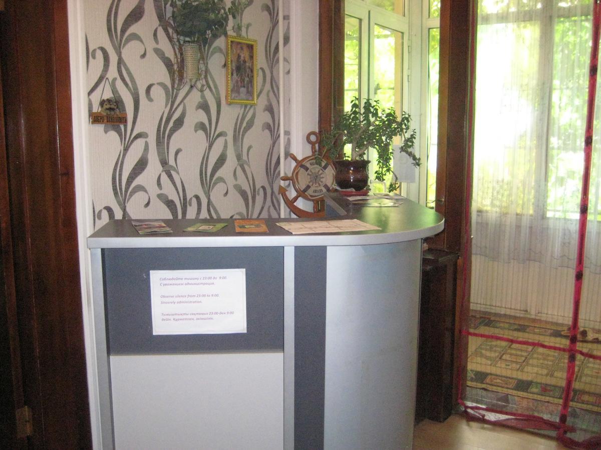 Shymhostle Hostel Shymkent Ngoại thất bức ảnh