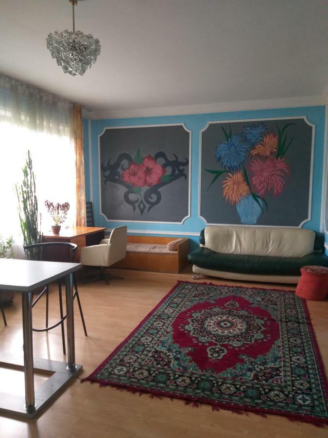 Shymhostle Hostel Shymkent Ngoại thất bức ảnh