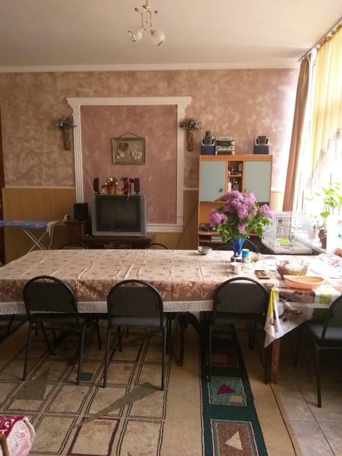 Shymhostle Hostel Shymkent Ngoại thất bức ảnh